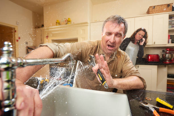 Best Water damage contractors near me  in Sweet Home, OR